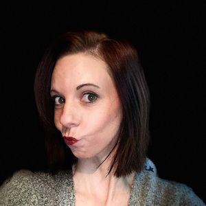 Meet your Posher, Felicia